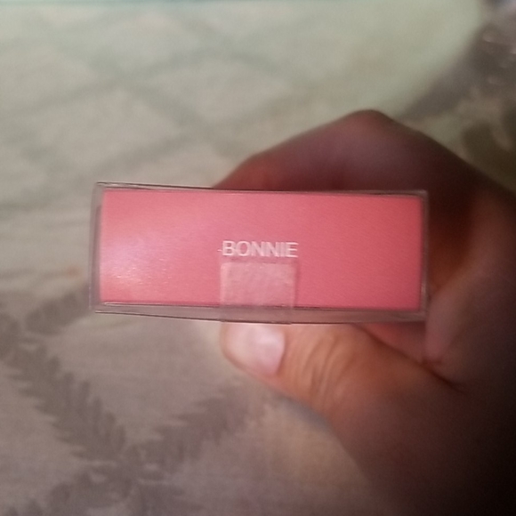 HUDA BEAUTY DEMMI MATTE LIQUID LIPSTICK - Picture 4 of 4